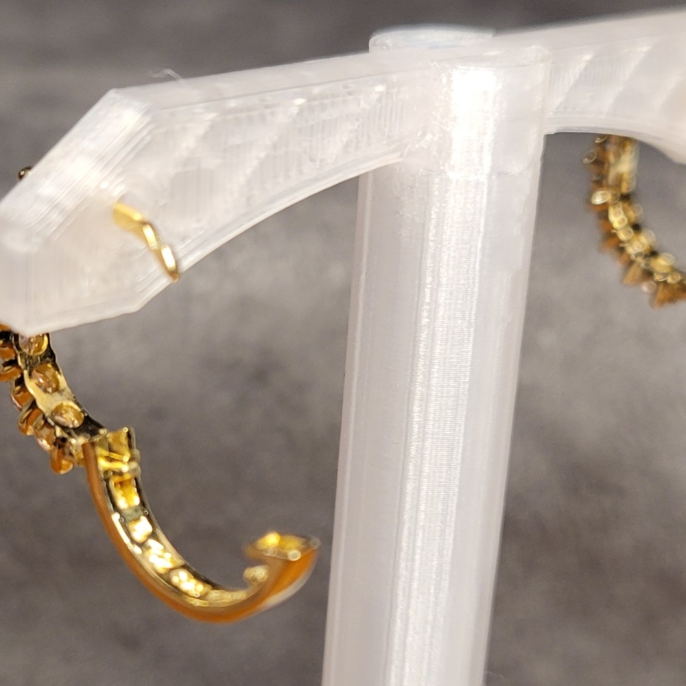 Elegant Gold and Silver Women's Hoop Earrings - Picture 2 of 8